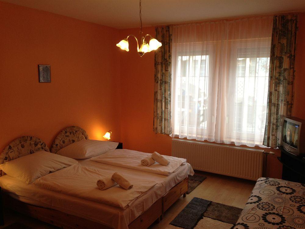 Astoria Panzio Bed and Breakfast Hévíz Buitenkant foto