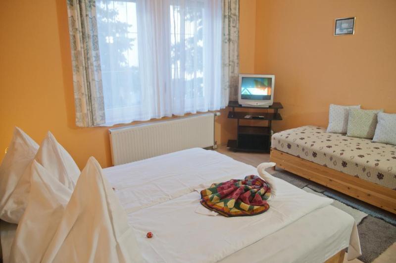 Astoria Panzio Bed and Breakfast Hévíz Buitenkant foto