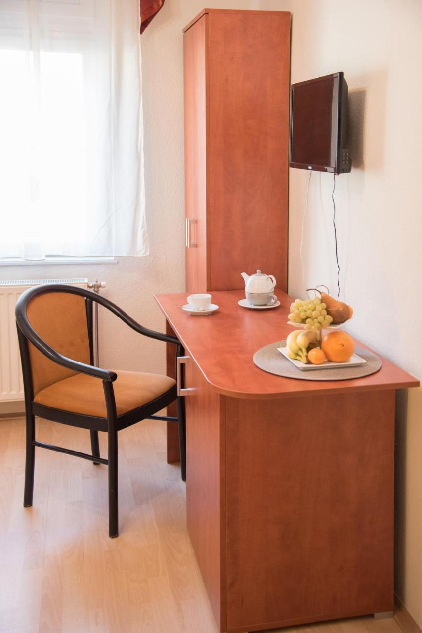 Astoria Panzio Bed and Breakfast Hévíz Buitenkant foto